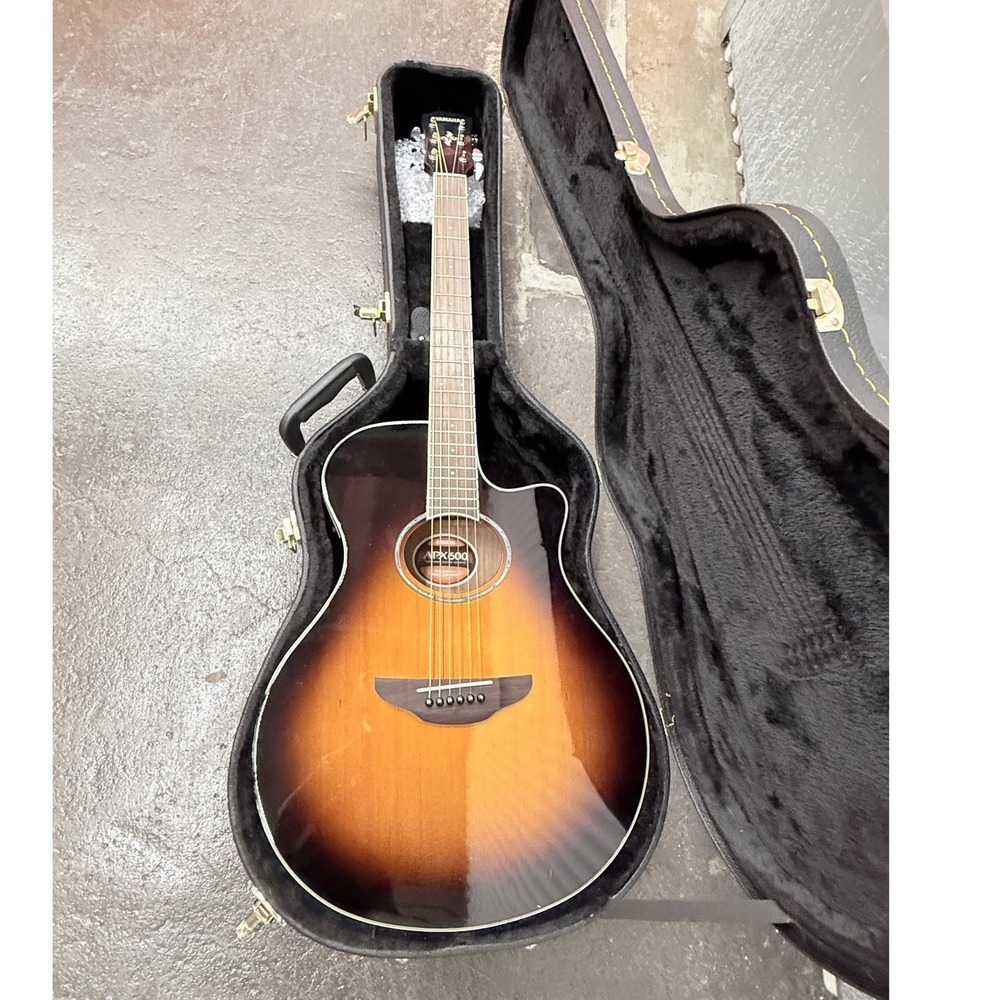 Yamaha APX600 Acoustic Electric Guitar Old Violin Sunburst with Hard Case